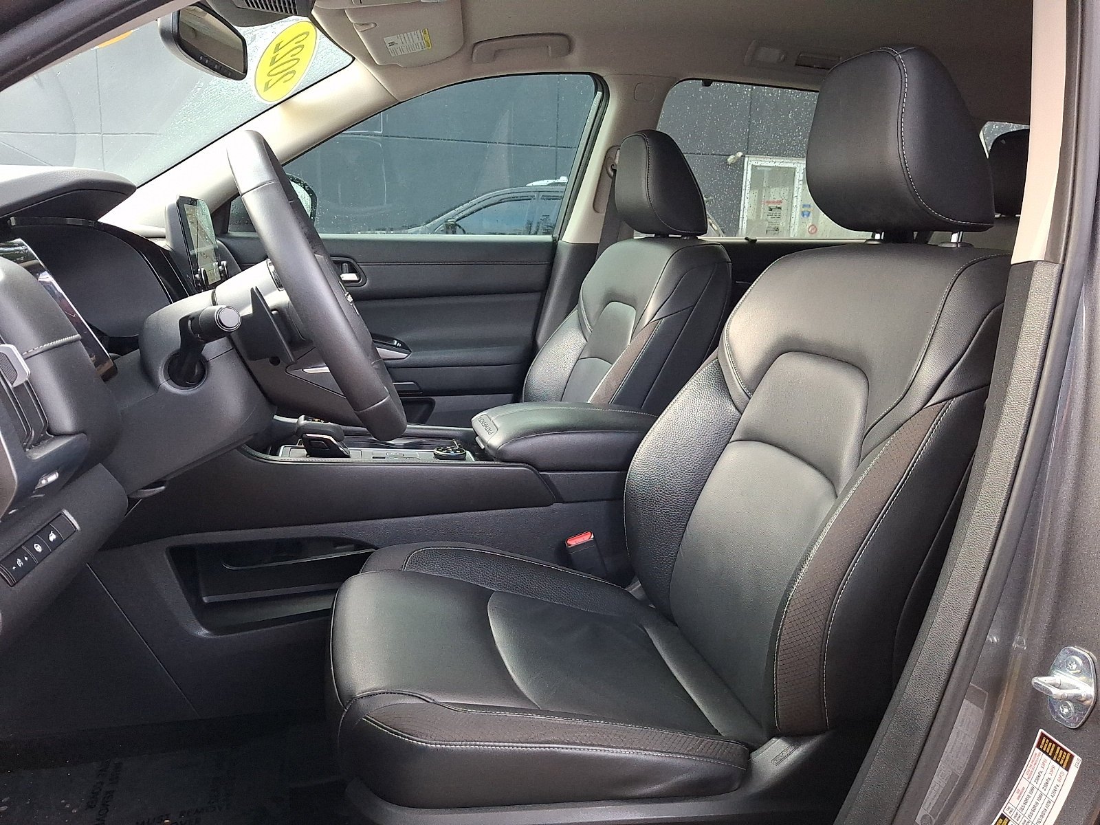 Used 2022 Gun Metallic Nissan SL image 13