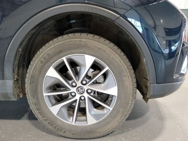 Used 2018 Aqua Toyota XLE image 16
