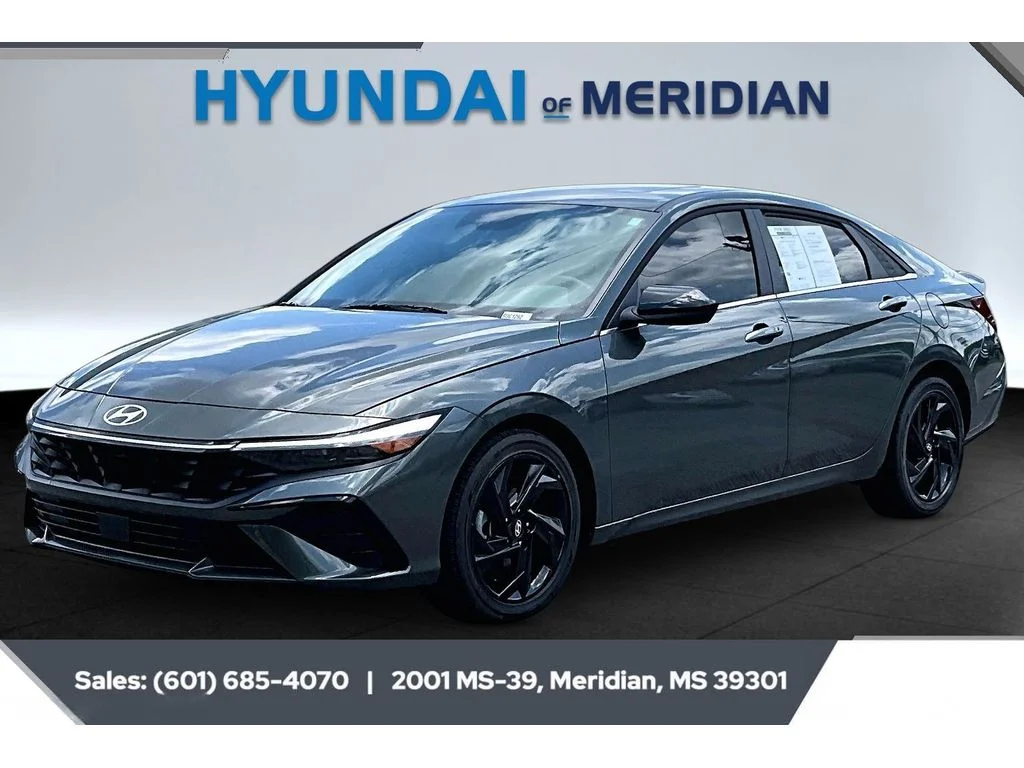 Used 2026 Amazon Gray Hyundai SEL Sport Premium image 10