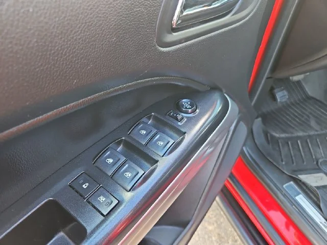 Used 2019 RED HOT Chevrolet 4WD ZR2 image 11
