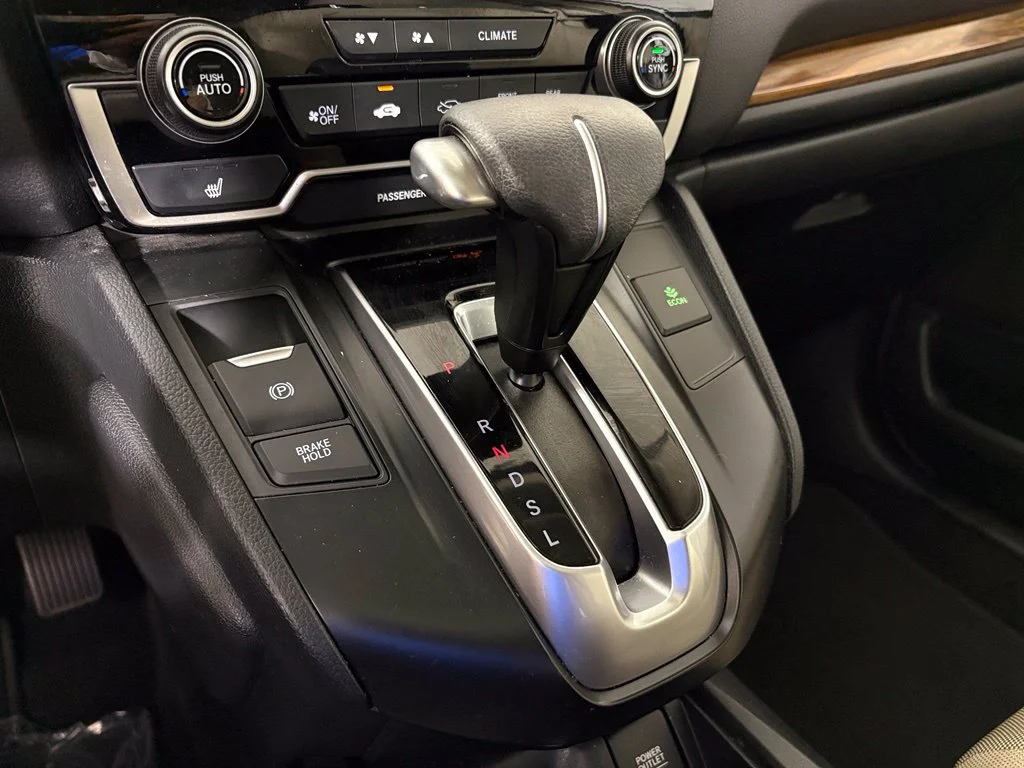 Used 2017  Honda EX image 27