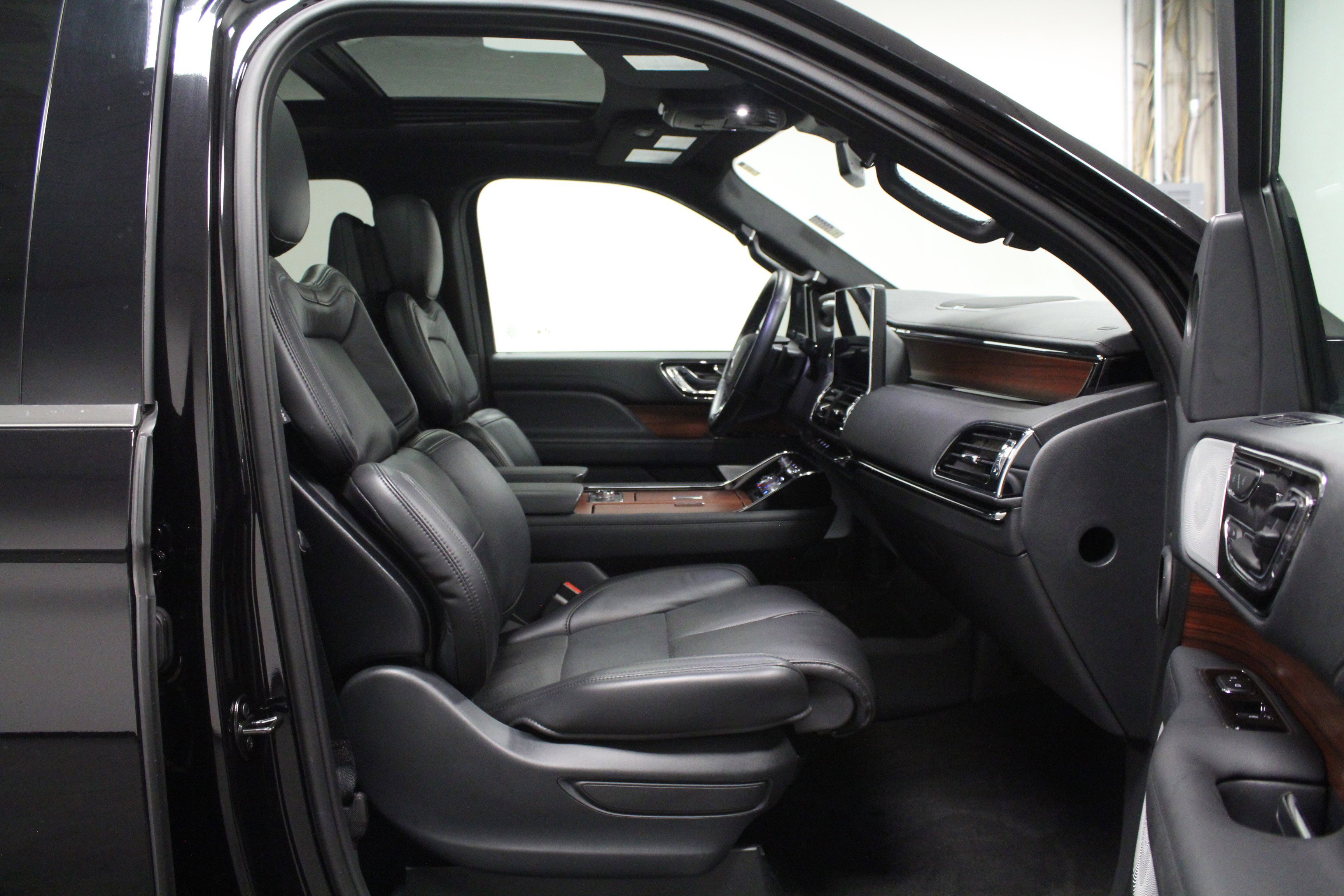 2024 Lincoln Navigator Reserve - Photo 17