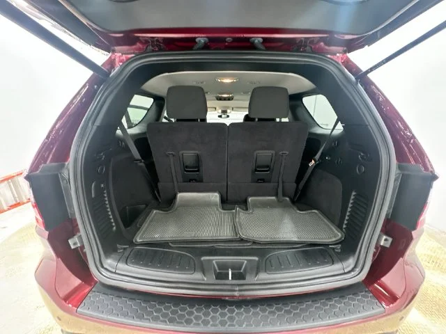 Used 2021 Red Dodge SXT Plus image 27