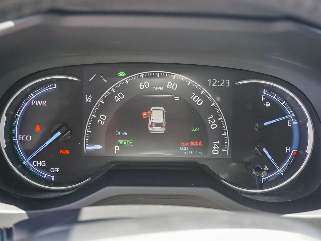 Certified Used 2023 Beige Toyota SE image 21