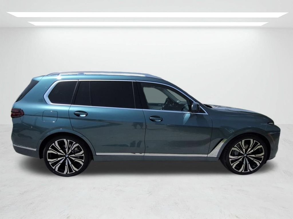 New 2027 Blue Ridge Mountain Metallic BMW xDrive40i image 3