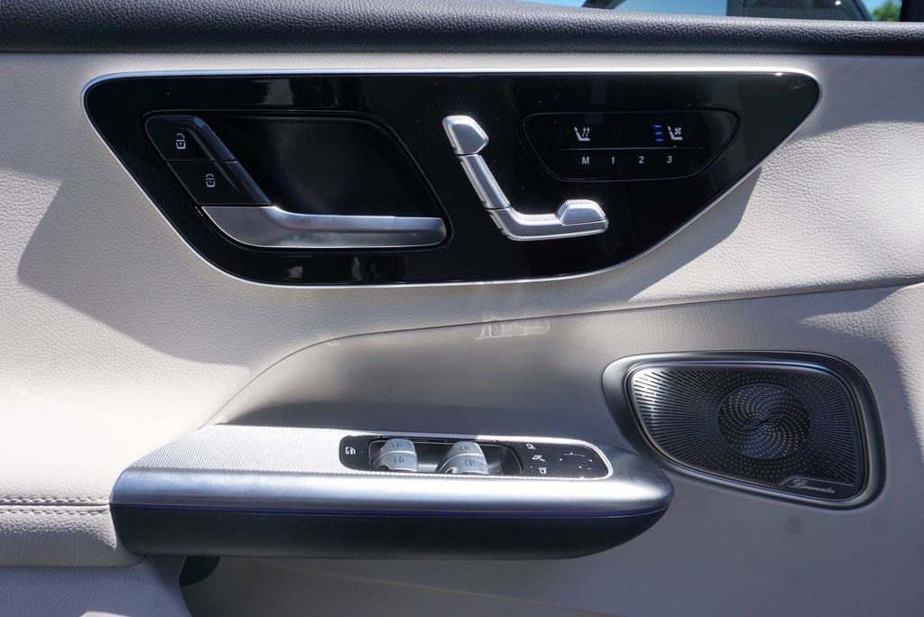 New 2026 Graphite Grey Metallic Mercedes-Benz GLC 300 image 88