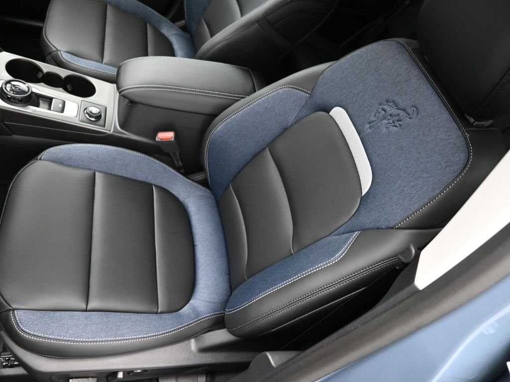 New 2026 Azure Gray Metallic Tri-Coat Ford Outer Banks® image 17
