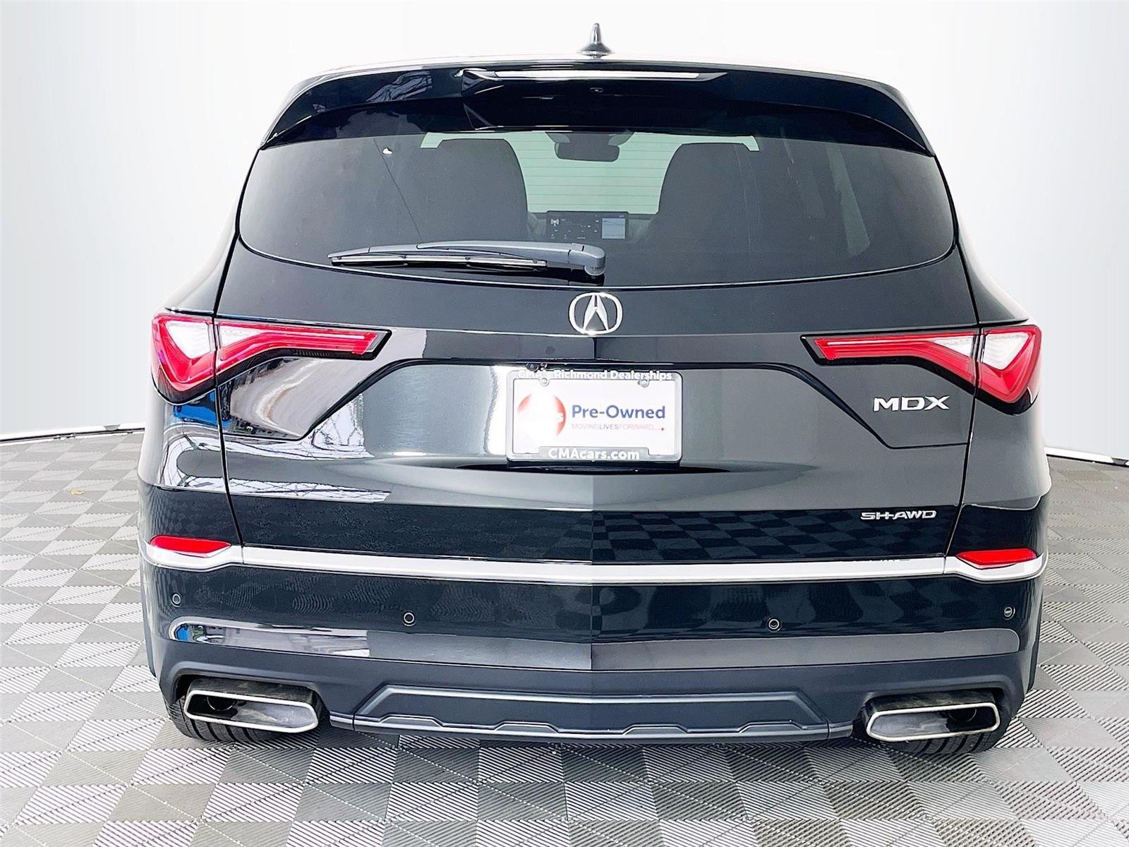 Used 2024 Majestic Black Pearl Acura SH-AWD w/Tech image 7