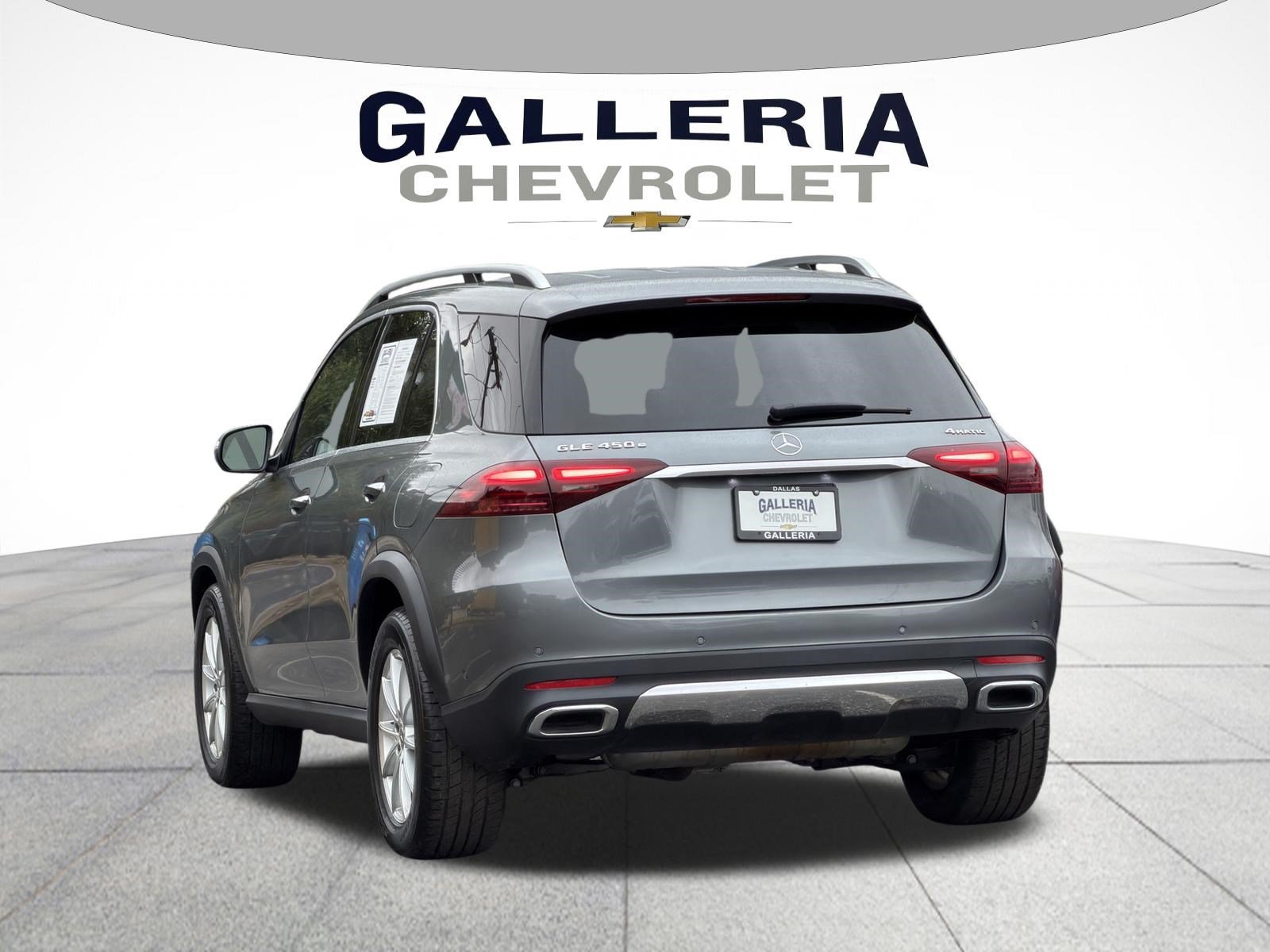 Used 2024 Gray Mercedes-Benz GLE 450e image 4