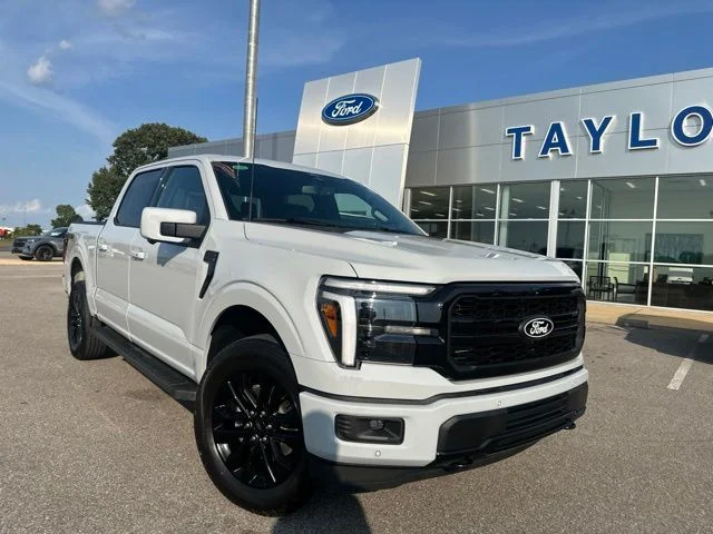 New 2026 Avalanche Ford Lariat® image 4