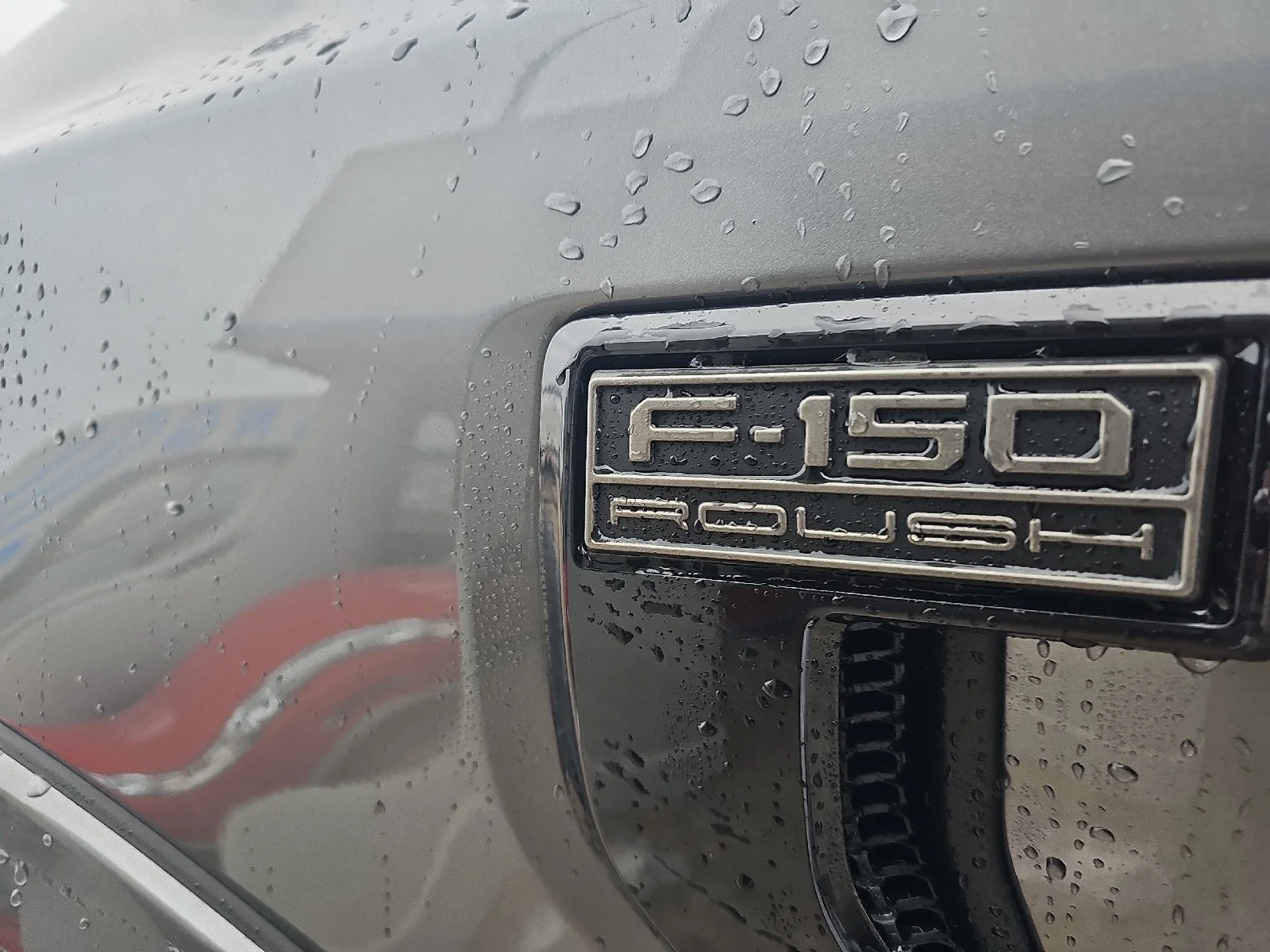 New 2025 Carbonized Gray Metallic Ford Lariat® image 23