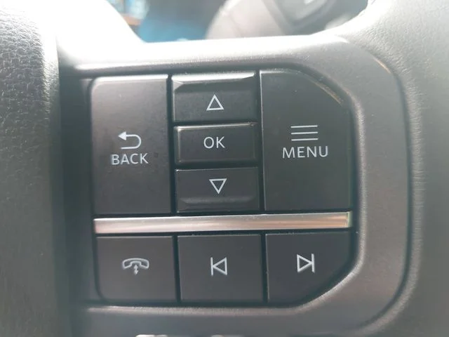 Used 2025 Gray Ford XLT image 19