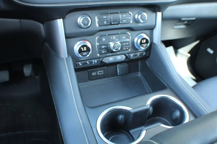 Certified Used 2024 Onyx Black GMC SLT image 12
