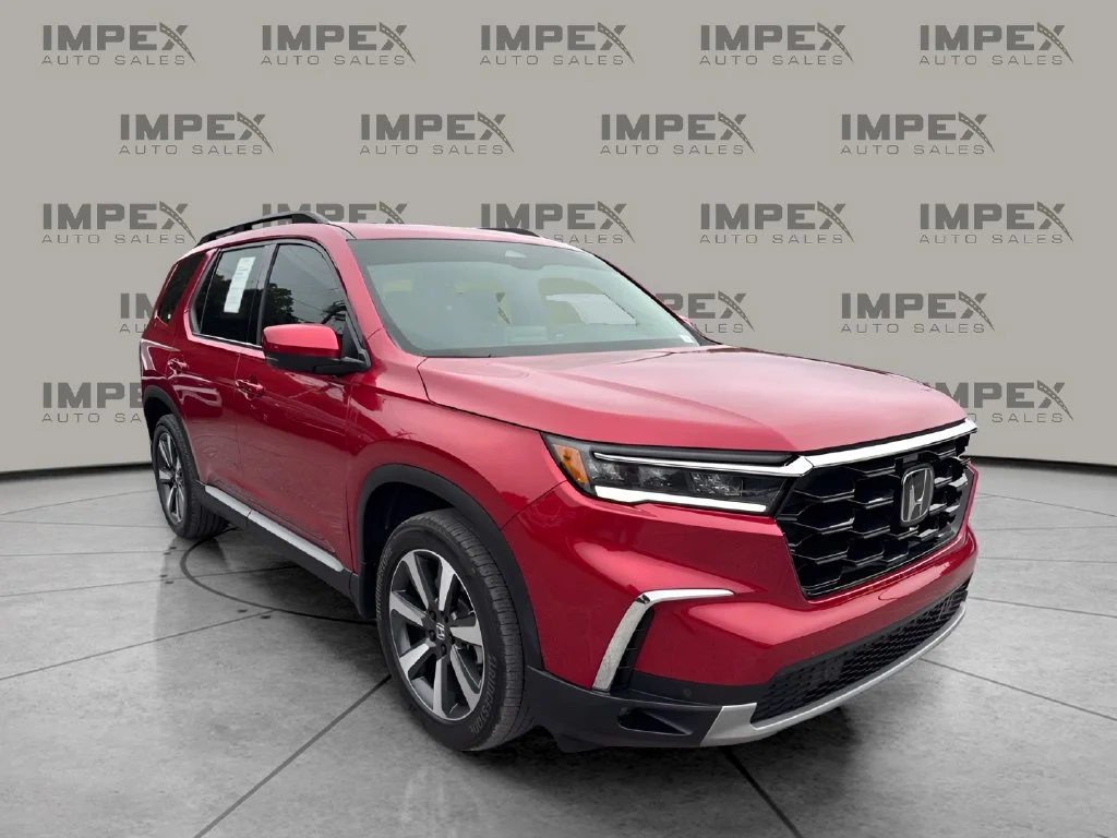 Used 2025 Red Honda Touring image 7