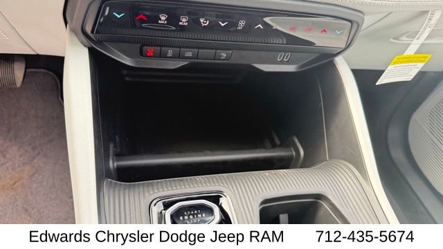New 2026 Sting-Gray Clear-Coat Exterior Paint Jeep Laredo image 27