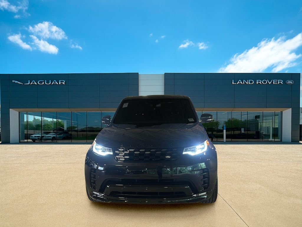 Used 2025 Santorini Black Metallic Land Rover Dynamic SE image 7