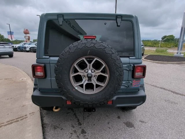 New 2026 Gray Jeep  image 29