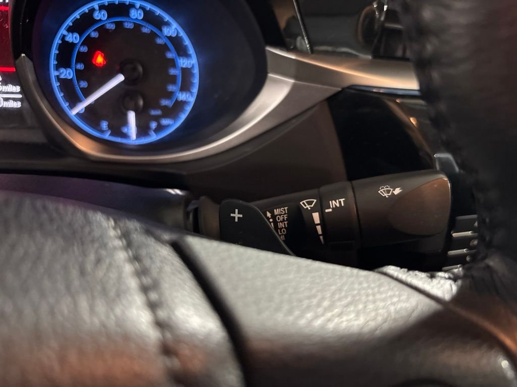 Used 2015 White Toyota S Plus image 20