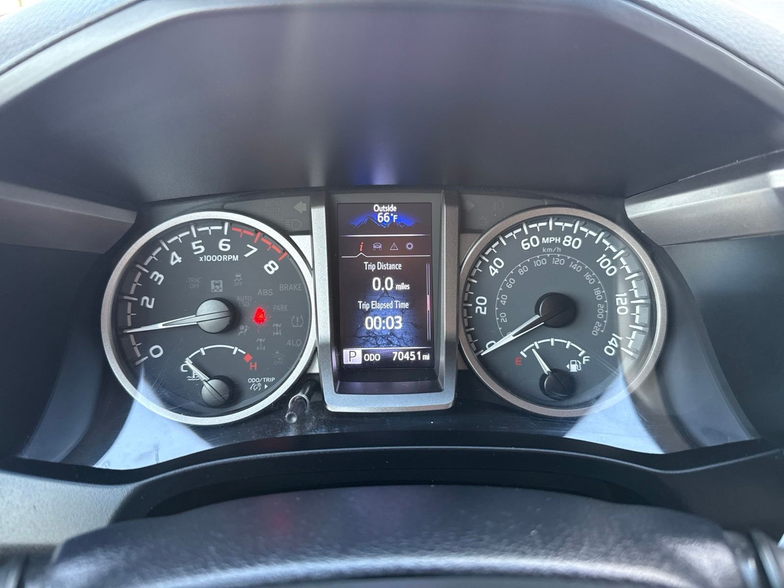 Used 2022 Silver Toyota SR5 image 24