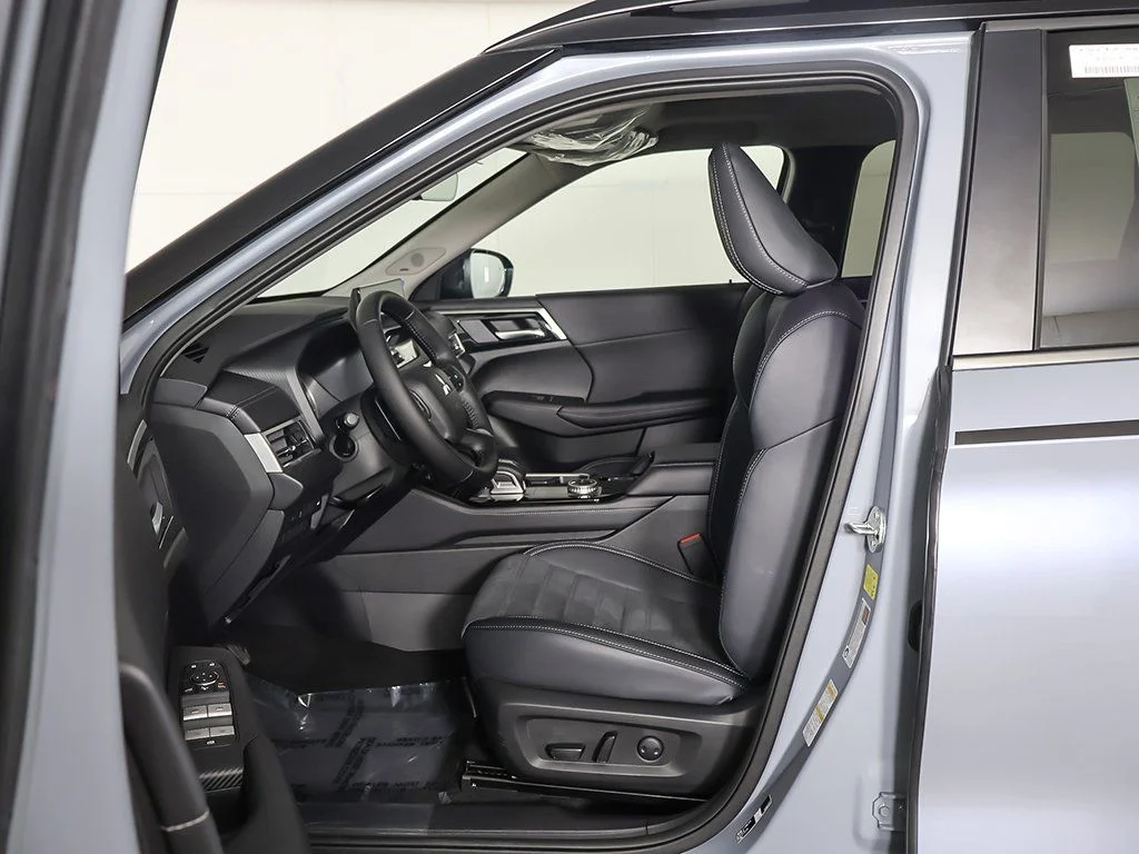 New 2026 Gray Mitsubishi TRAIL EDITION S-AWC image 31