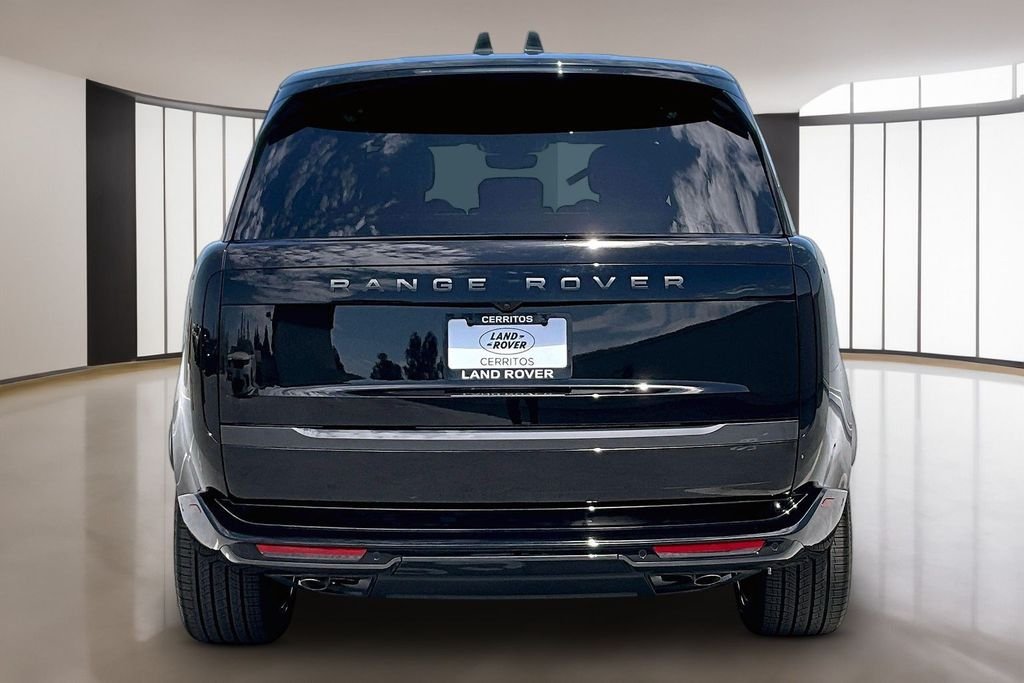New 2026  Land Rover SE LWB 7-Seats / V8 image 4