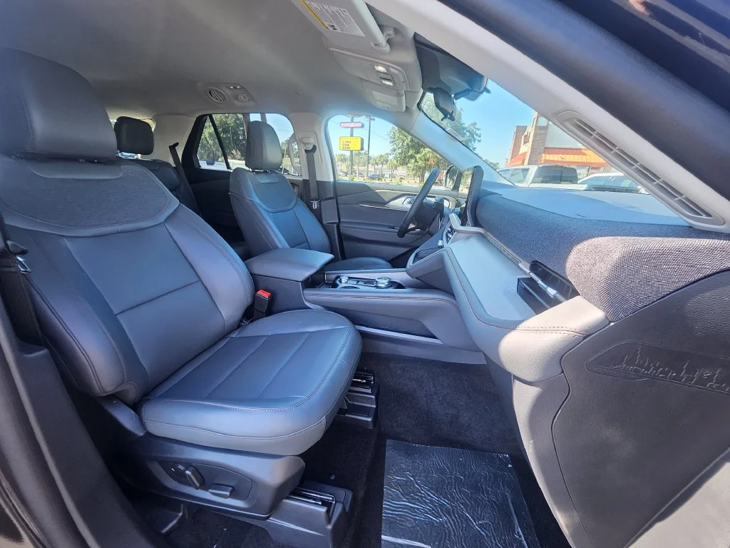 New 2026 Black Ford Active image 27
