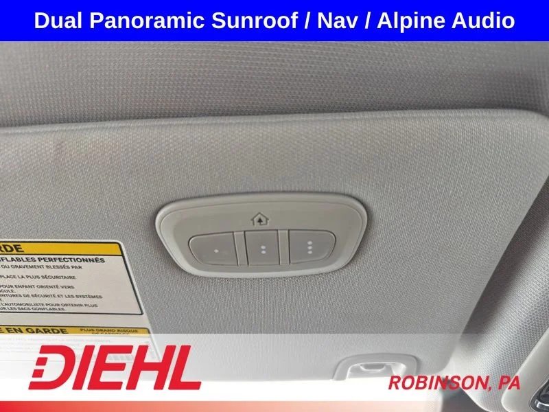 Used 2022 Silver Jeep Trailhawk image 37
