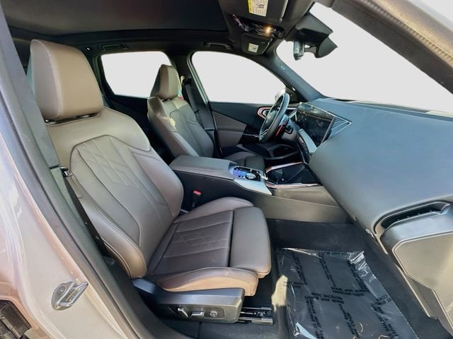 Certified Used 2026 White BMW M50 xDrive image 28