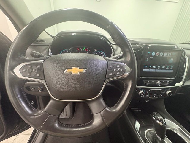 Used 2018 Black Chevrolet Premier image 23