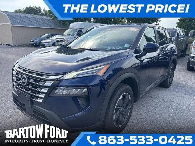 Used 2025 Blue Nissan SV image 1