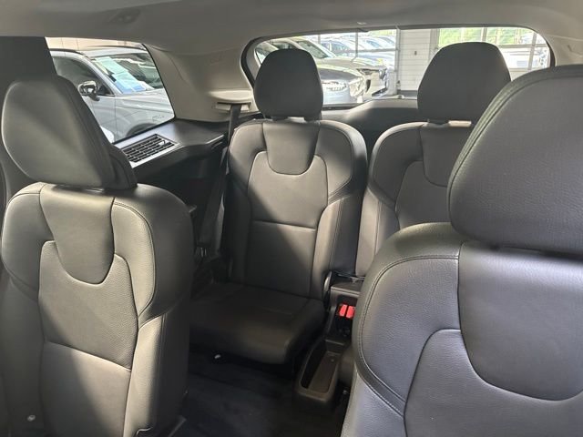 Certified Used 2023 Black Volvo B6 Plus 6-Seater image 8