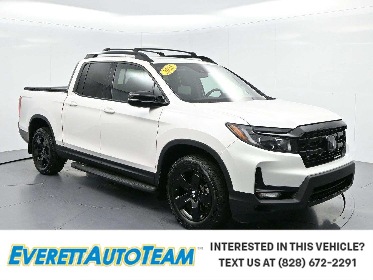 Used 2025 White Honda Black Edition image 1