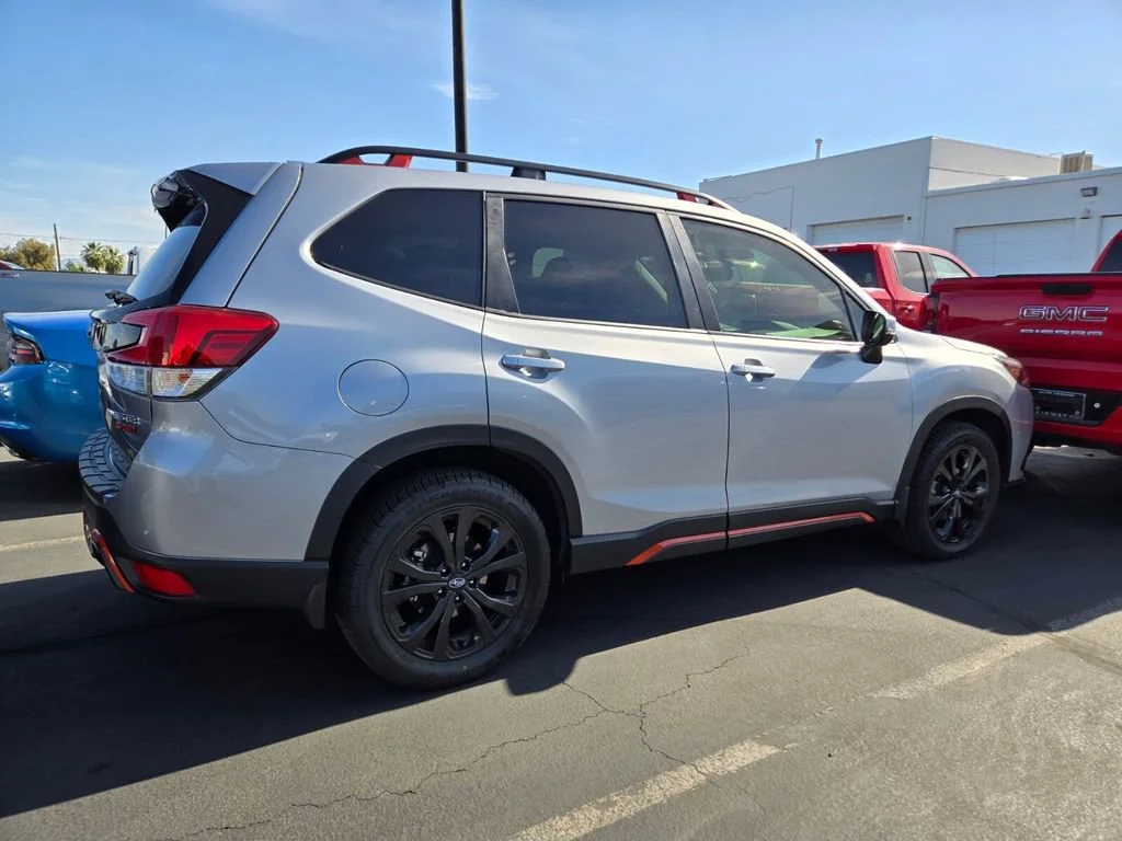Used 2022 Ice Silver Metall Subaru Sport image 2