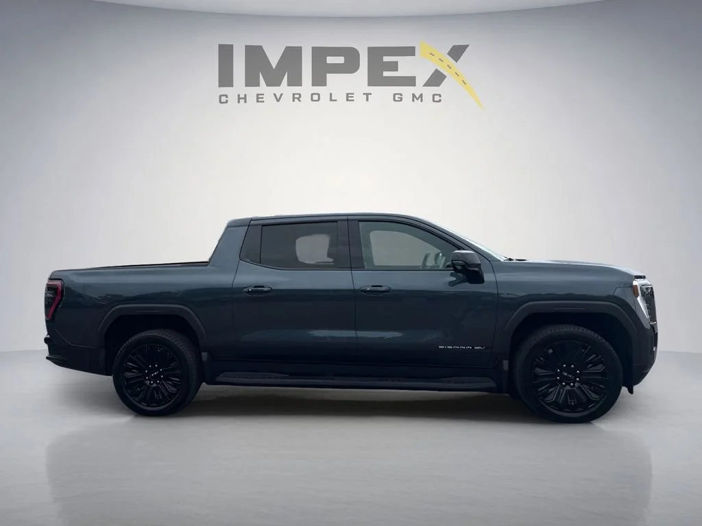 Used 2026 Deep Ocean Metallic GMC Elevation Extended Range image 6