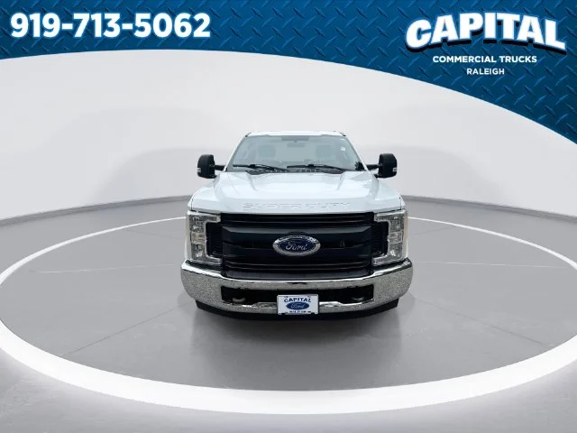 Used 2017 White Ford XL image 4