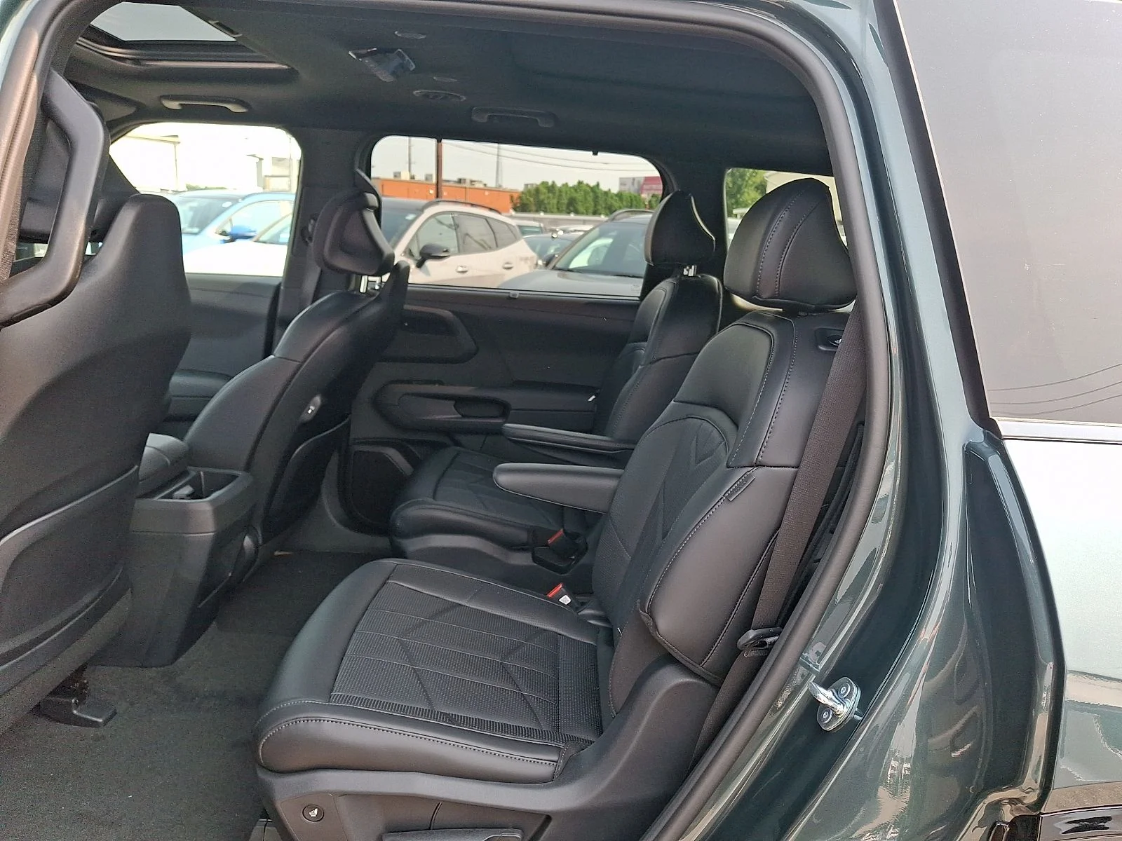 New 2027 Black Kia X-Line SX image 8