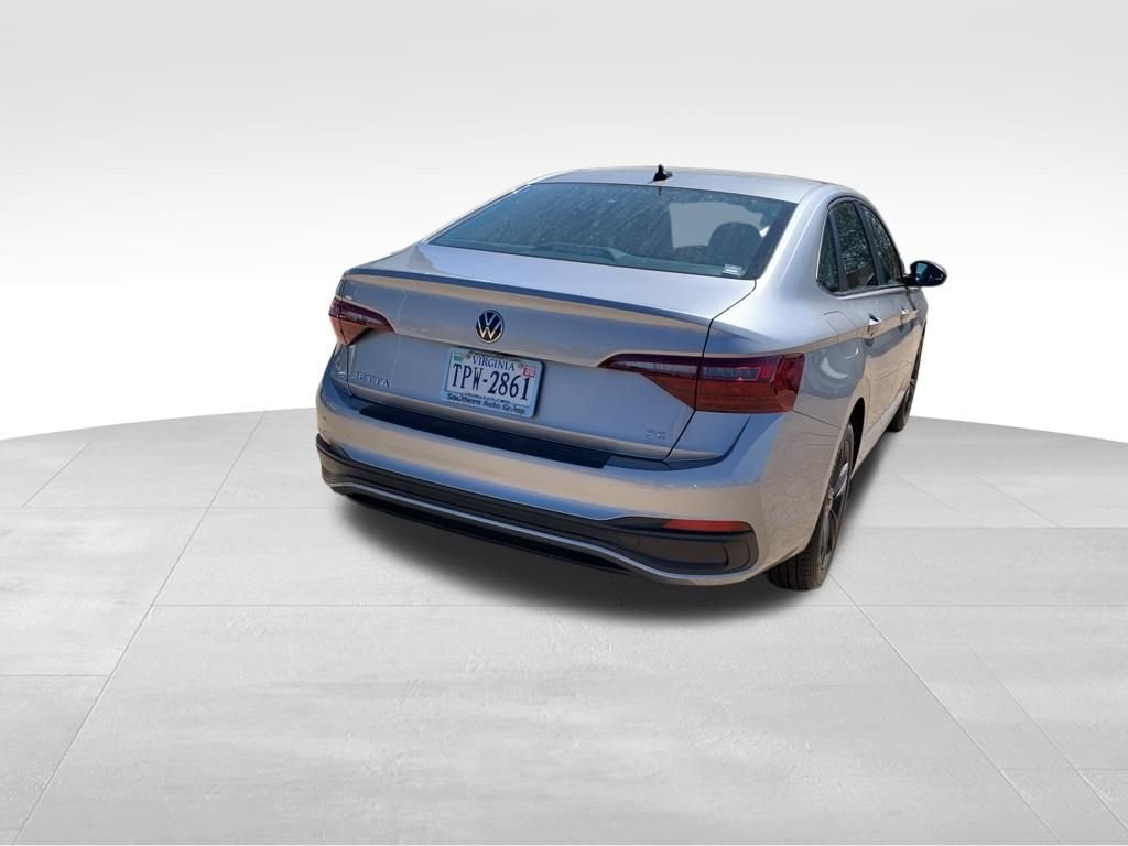 Used 2023 Silver Volkswagen 1.5T SE image 13