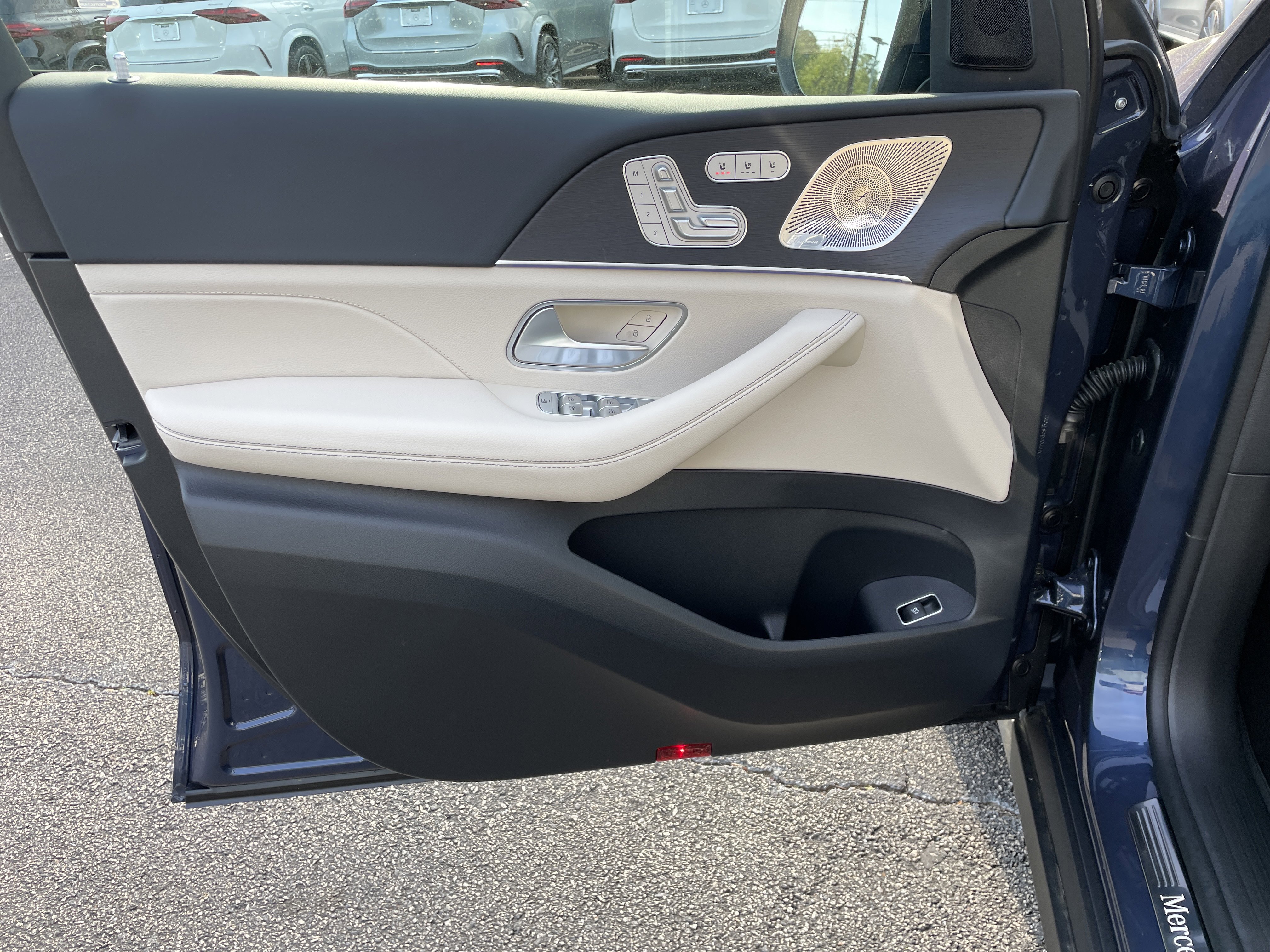 New 2026 Twilight Blue Metallic Mercedes-Benz GLE 350 4MATIC® SUV image 15