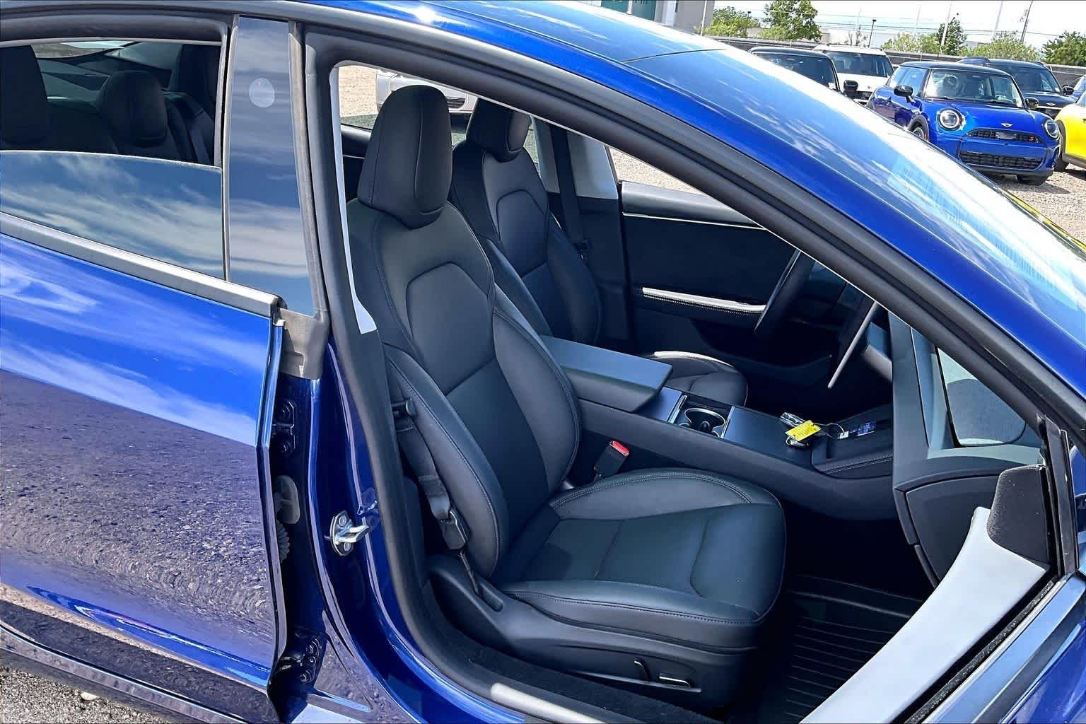 Used 2025 Diamond Black Tesla Long Range image 7