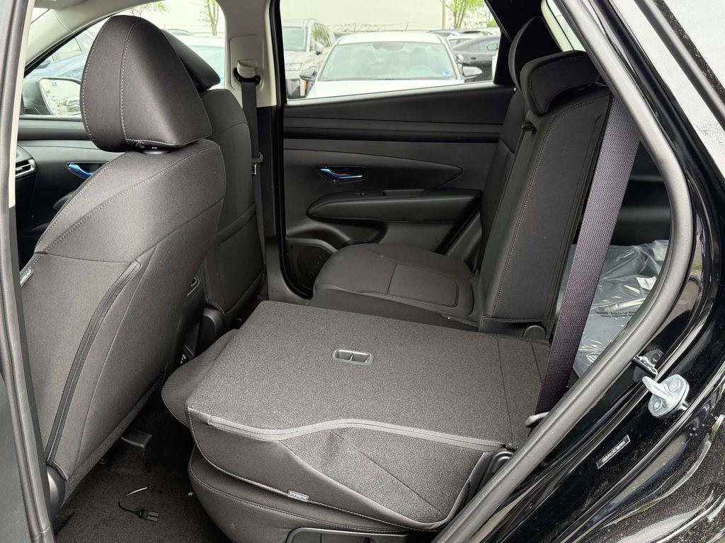New 2026 Phantom Black Hyundai SEL AWD image 14