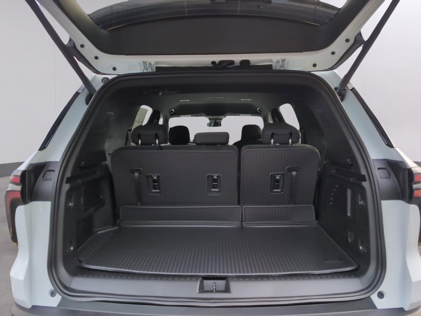 2026 Chevrolet Traverse LT - Photo 32