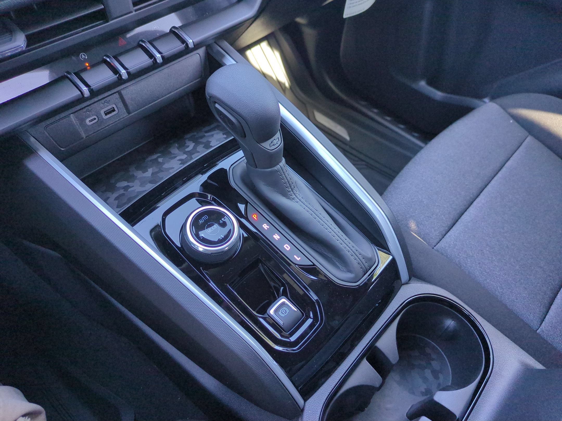 2026 Chevrolet Colorado Trail Boss - Photo 19