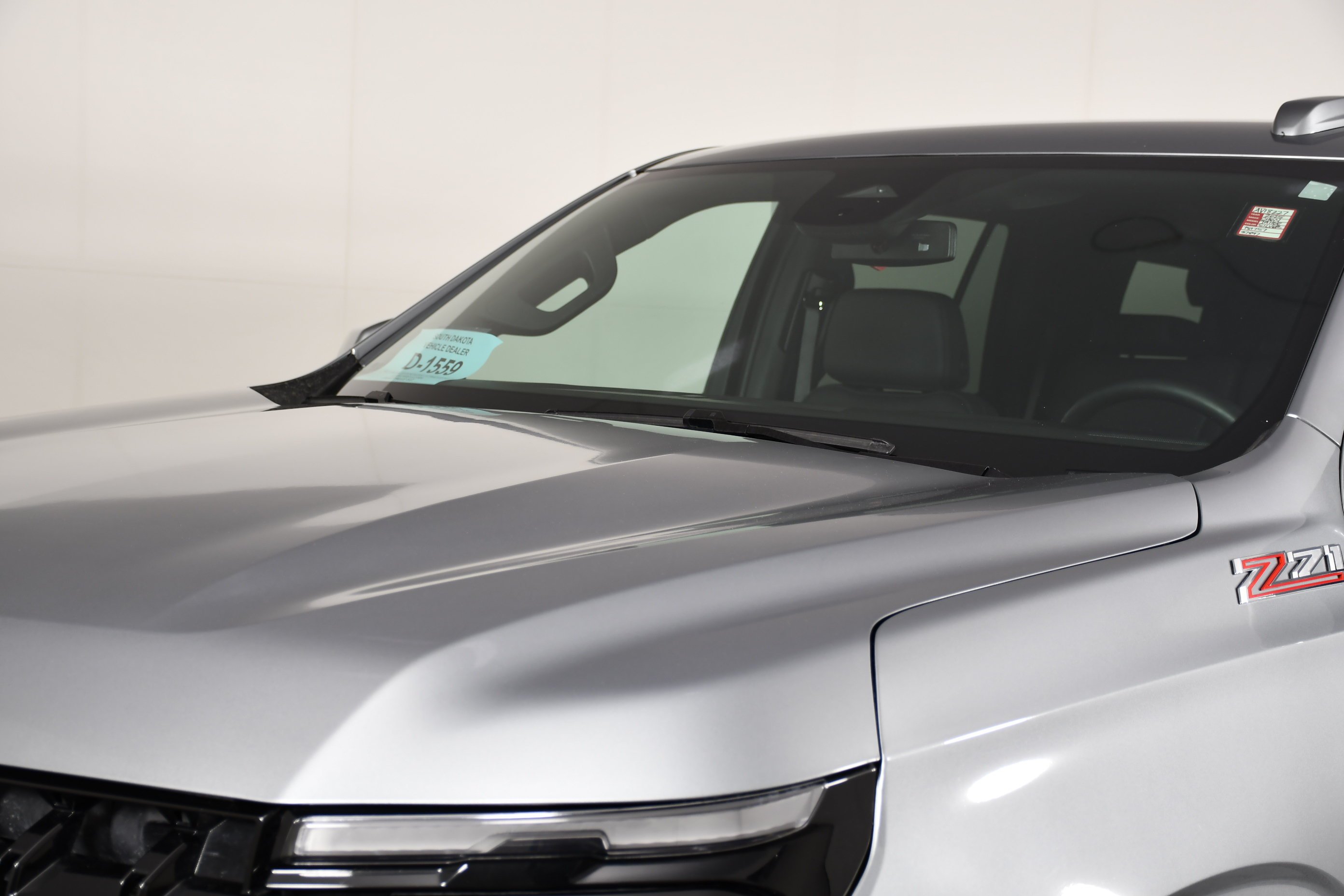 Used 2025 Sterling Gray Metallic Chevrolet Z71 image 12