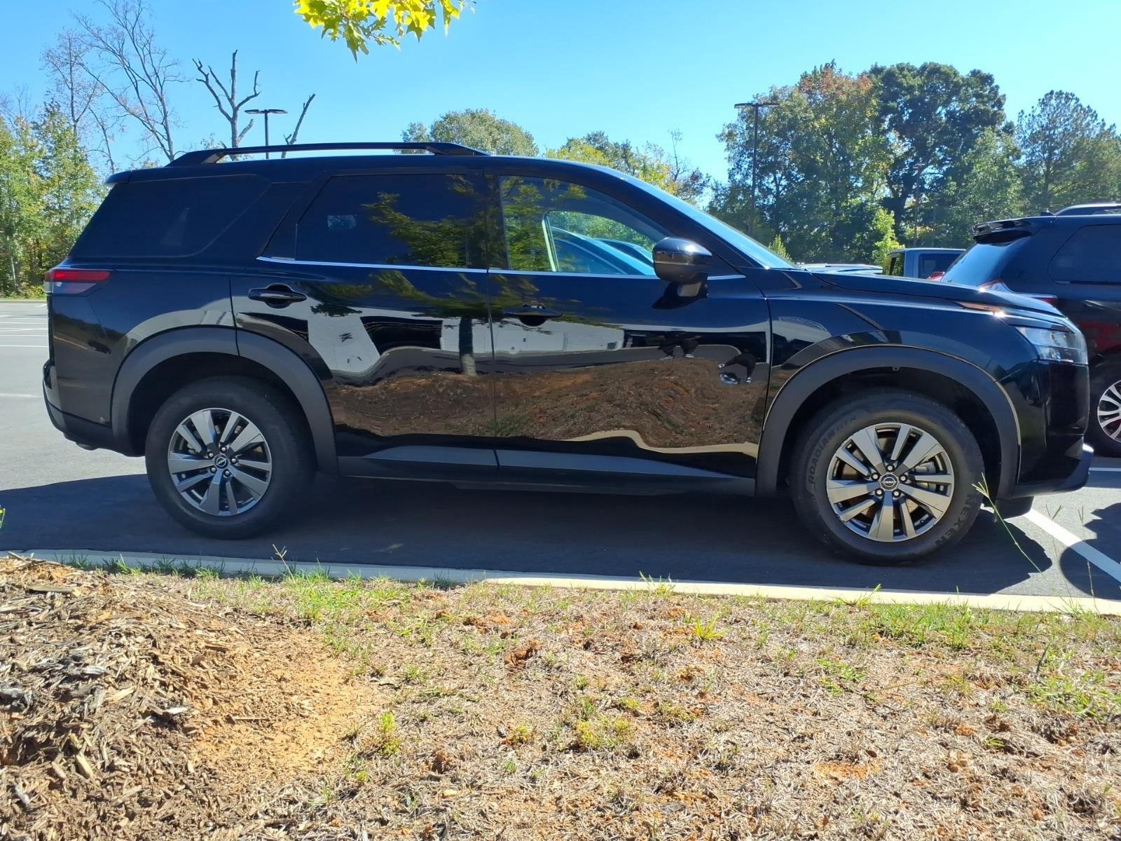 Used 2024 Super Black Nissan SV image 10