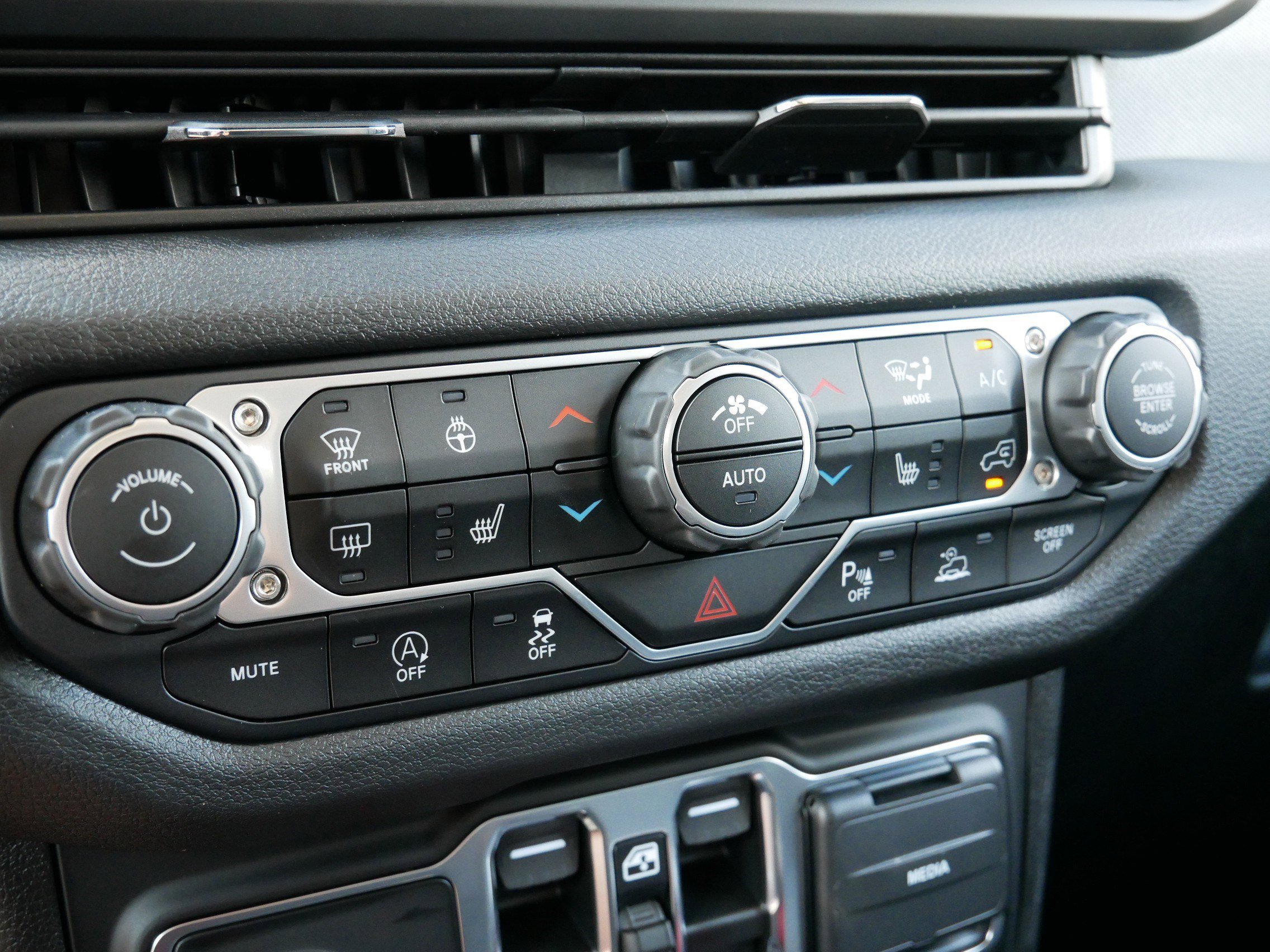 2025 Jeep Wrangler 4-Door Sport S - Photo 14