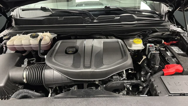 Used 2025 Diamond Black Ram Laramie image 27