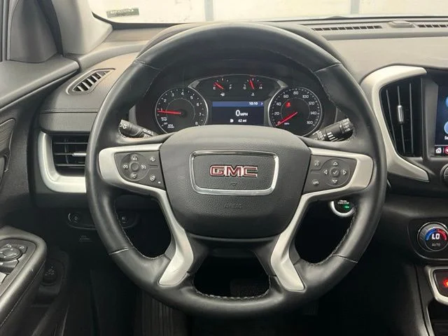 Used 2024 Silver GMC SLT image 7