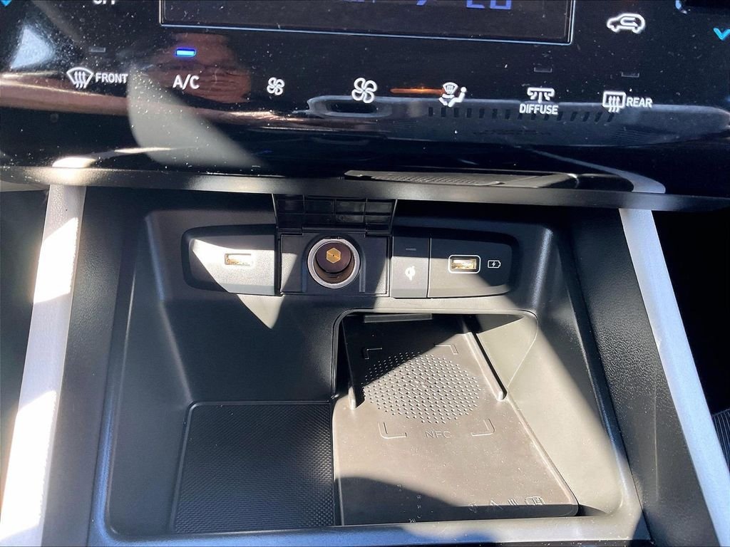 Used 2024 Blue Hyundai SEL image 26