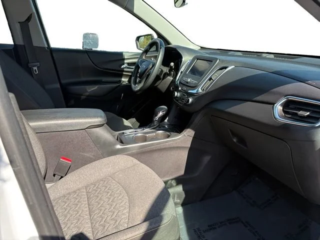 Used 2024 Summit White Chevrolet LT image 20