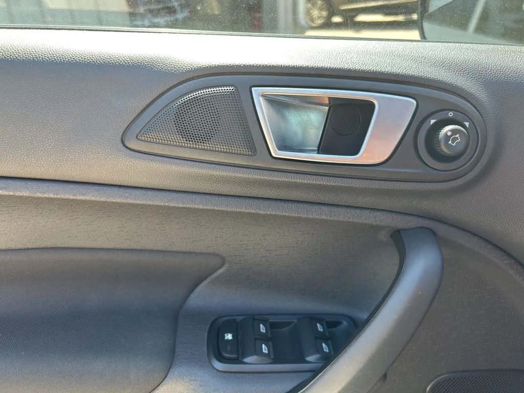 Used 2019 White Ford ST image 15